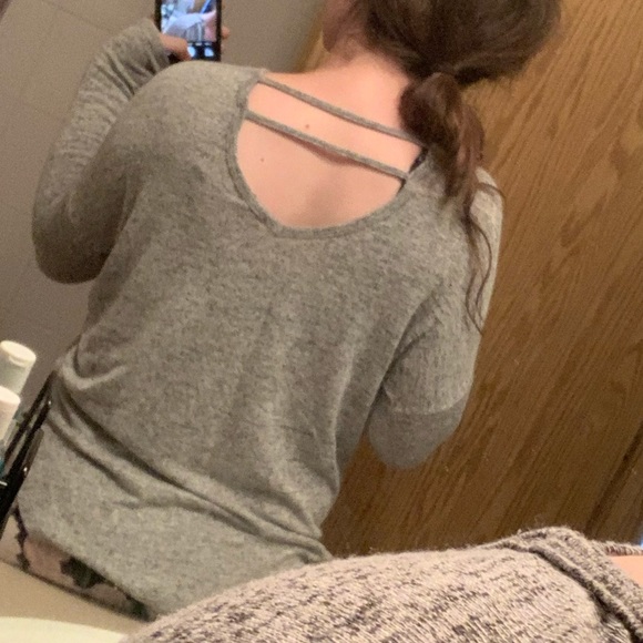 Garage high-low flowy tee - Picture 7 of 8